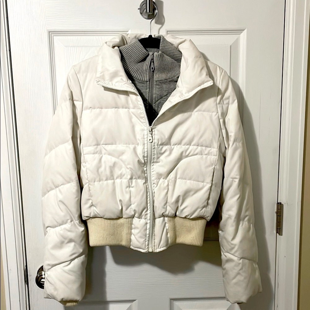 Vince Cropped White Down Jacket